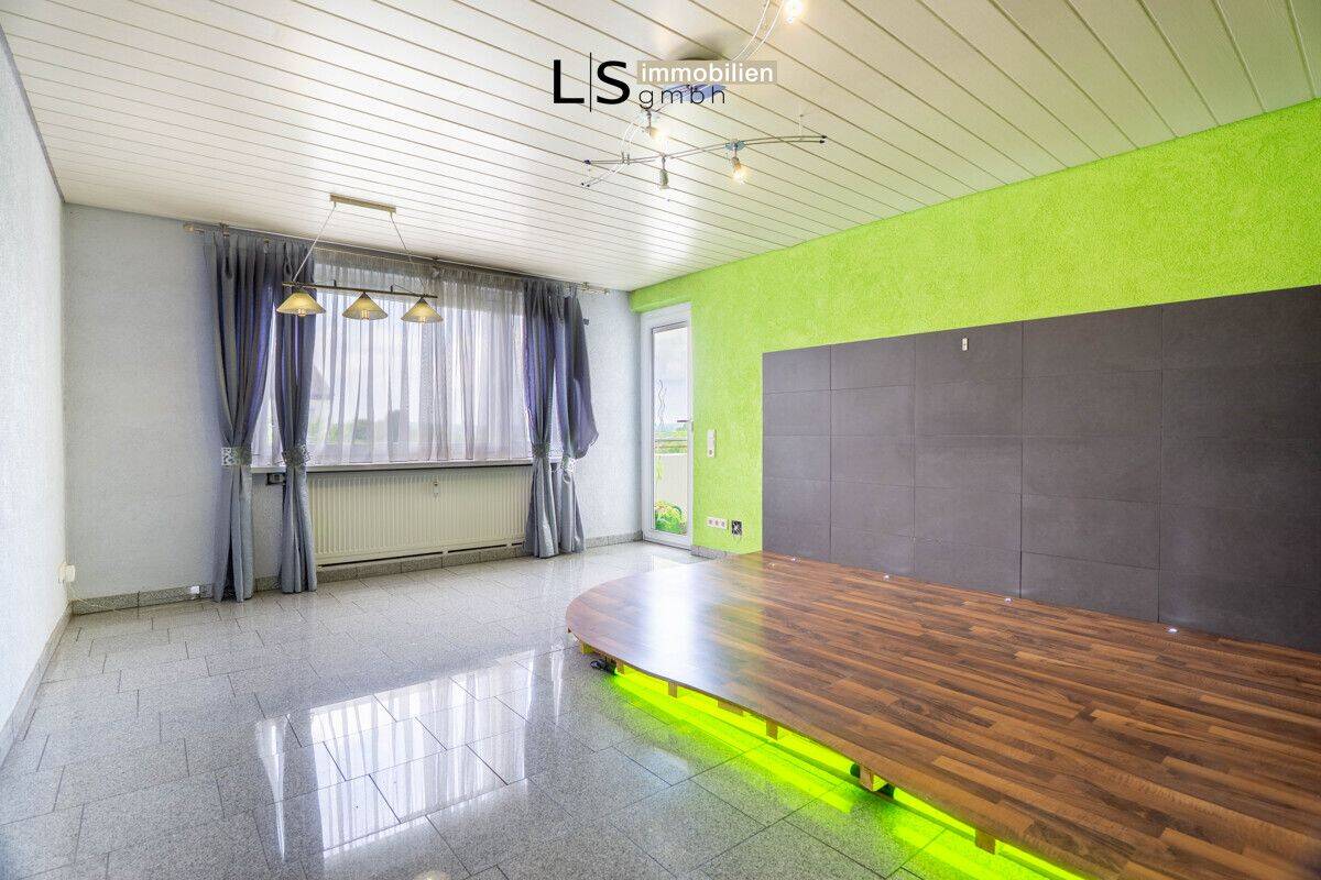 *Chance für Anpacker!* 3-Zimmer-Wohnung mit Potenzial zur Eigennutzung oder Anlage!