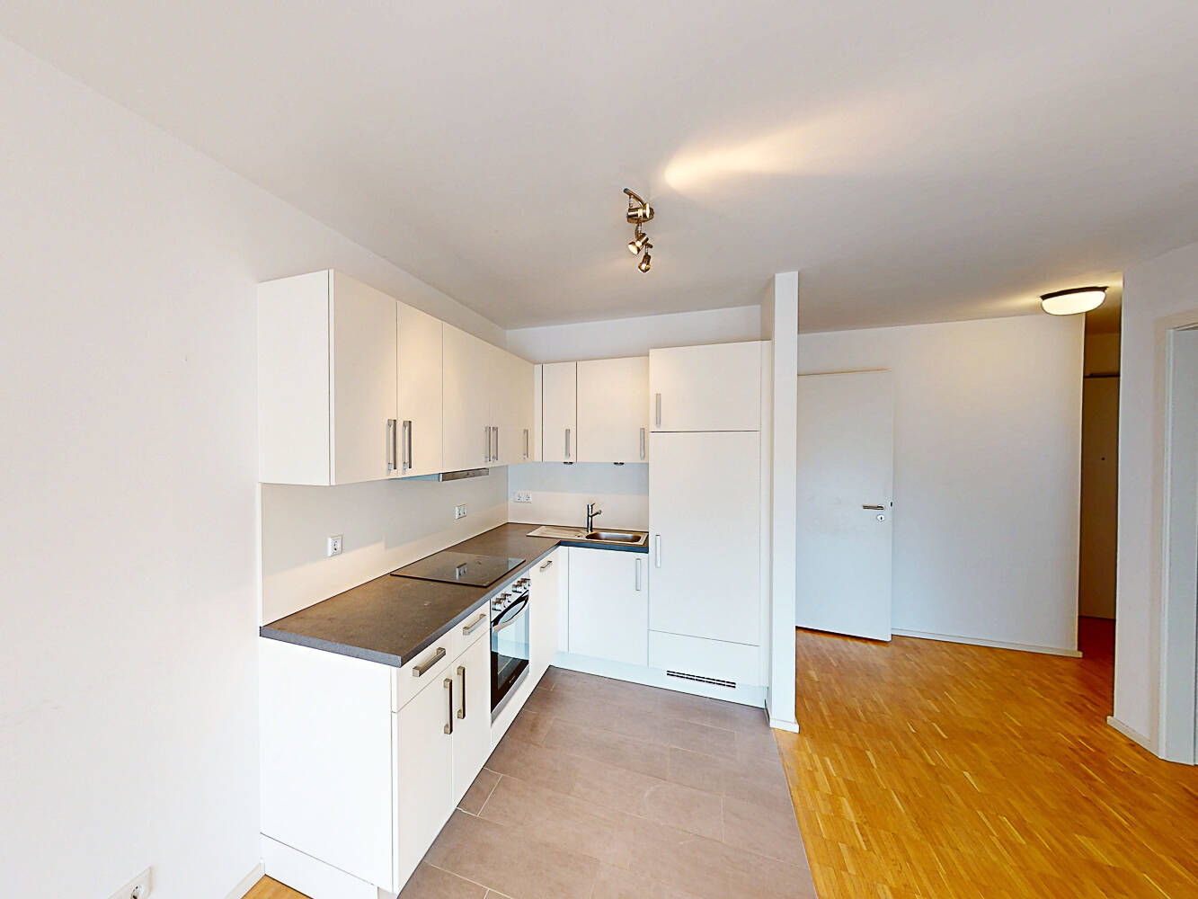 Sonnige 2-Zimmer-Wohnung mit Terrasse