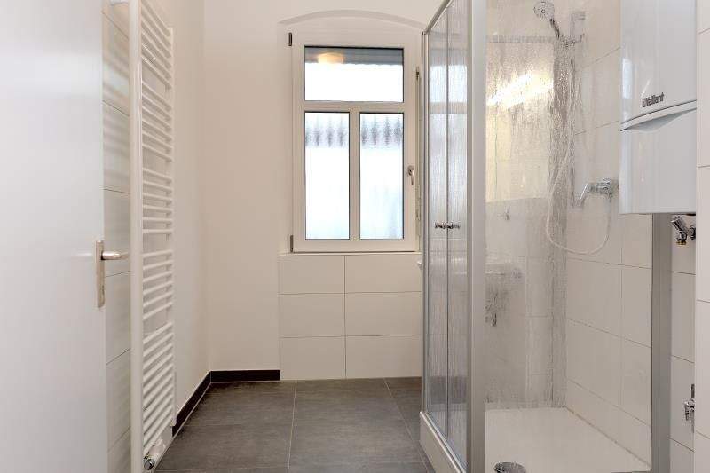 Gemütliche 2-Zi.-Whg., Parkett, Bad/Dusche, WC extra, frisch renovierter AB, 2.OG, Johannis Nähe Klinikum – Nürnberg – Vorschaubild 5