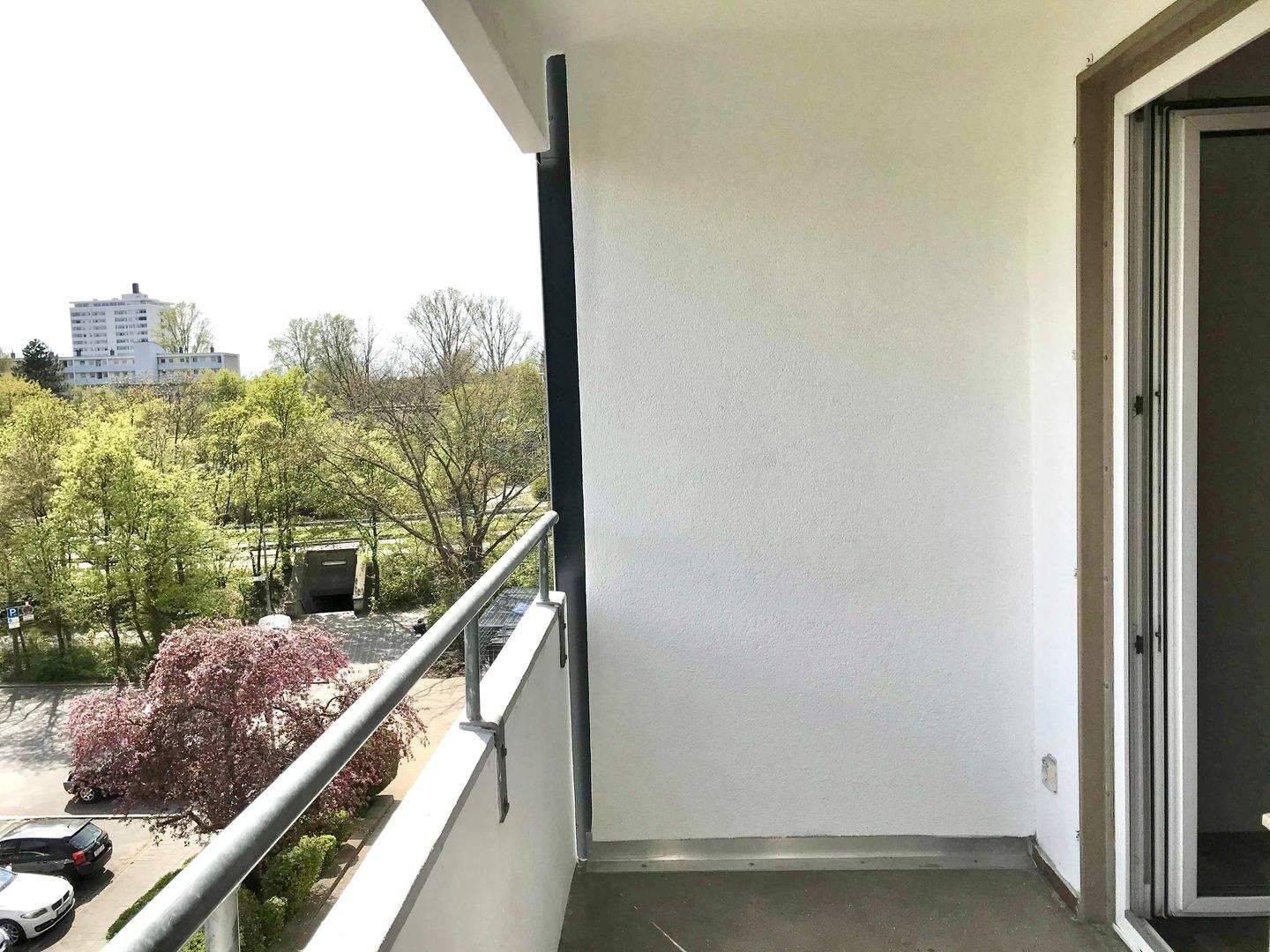 Gepflegte 3-Zimmer-Wohnung mit sonnigem Südbalkon, bei Nürnberg Messe – Nürnberg – Vorschaubild 7