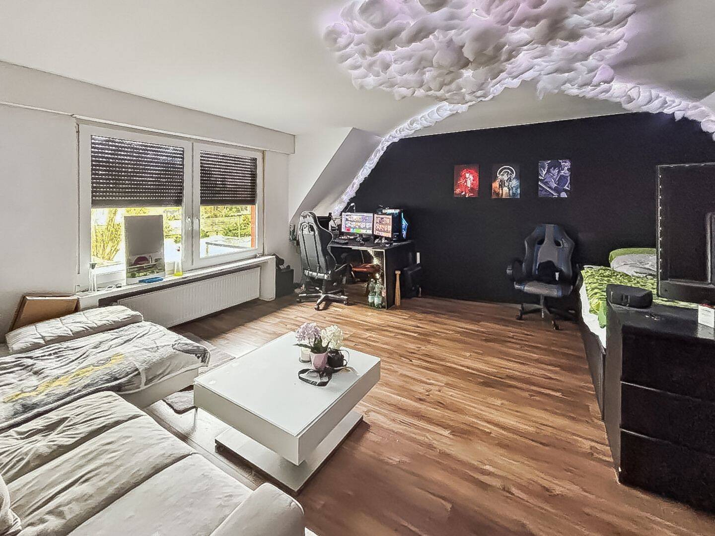 Platz zum verwirklichen: Großzügiges Ein- Zweifamilienhaus mit Garten in Didderse – Didderse – Vorschaubild 9