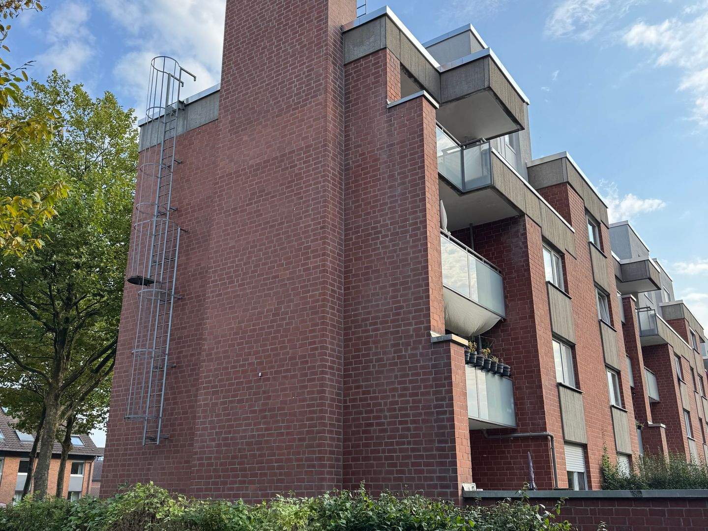 Erdgeschoss-Whg. + 170 m² Garten - PB Sackgasse – Paderborn – Vorschaubild 3