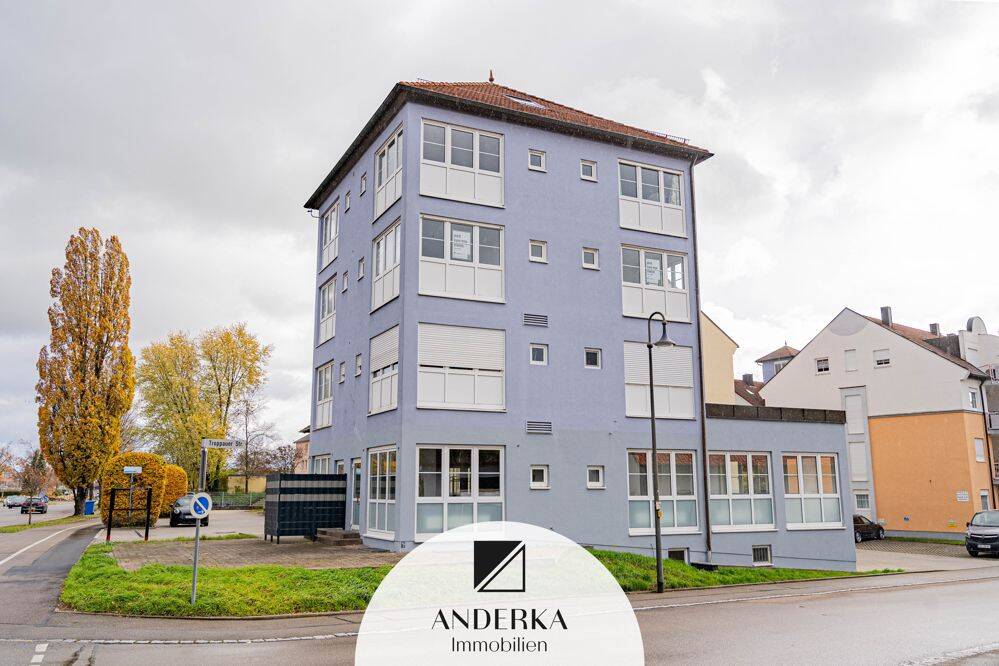 Ihr neues Zuhause in Burgau: Helle 3-Zimmer-Wohnung mit Stellplätzen in zentraler Lage zu vermieten!