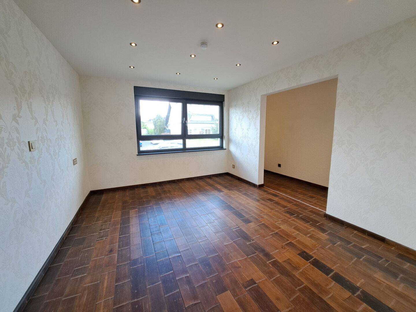 Hochwertiges, freistehendes Einfamilienhaus mit großem Garten & EBK – Dillingen/Saar – Vorschaubild 6