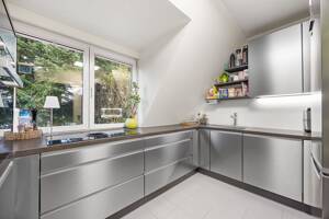 Stilvolle Maisonette inklusive KFZ-Stellplätzen und hochwertiger Küche in Bestlage von Sasel – 22393 Hamburg – Vorschaubild 6