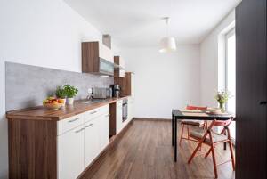 Helle 3-Zimmer-Erdgeschosswohnung mit Terrasse und EBK - ca. 110 m², neuwertig – 16356 Ahrensfelde – Vorschaubild 2