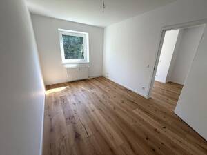 Modernisiert und ruhig gelegen: gut geschnittene Wohnung zum Erstbezug – 22529 Hamburg – Vorschaubild 9