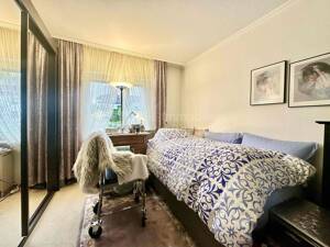 Ihr neues Zuhause in Bonn: Flexibles Zweifamilienhaus mit Einfamilienhaus-Potenzial! – 53175 Bonn – Vorschaubild 3