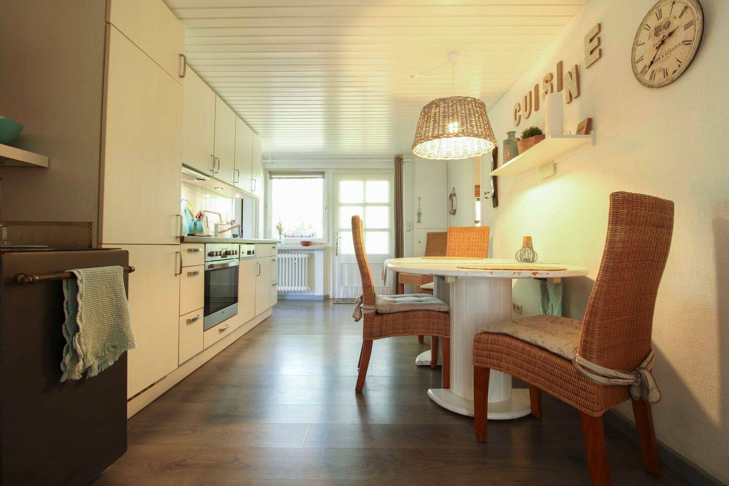 Reetdachidylle in ruhiger Feldrandlage von Wischhafen - Landhaus mit Ferienwohnung – Wischhafen – Vorschaubild 6