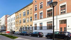 Mehrfamilienhaus mit 6 WE's, Tageslichtbäder und Keller in ruhiger Lage von Rostock – 18055 Rostock – Vorschaubild 2