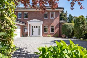 Mediterranes Idyll: Luxus-Villa mit Parkgrundstück & Wellnessbereich – 22147 Hamburg – Vorschaubild 3