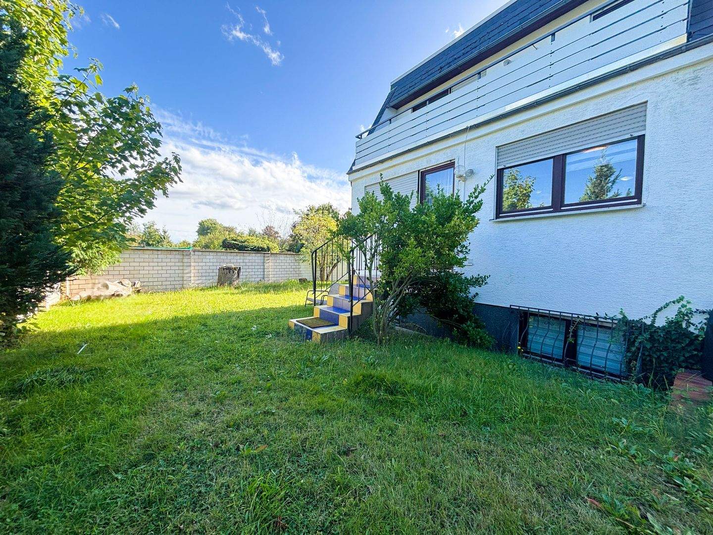 Wahres Raumwunder: Freistehendes Einfamilienhaus mit 8 Schlafzimmern und 5 Bädern in ruhiger Lage – Mörfelden-Walldorf – Vorschaubild 9