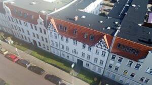 Frisch saniert, Neuer Bodenbelag, Tageslichtbad mit Wanne & Top Ausstattung – 39112 Magdeburg – Vorschaubild 9