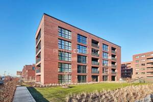 + Viel Platz für die Familie mit großer Terrasse zum Innenhof + – 28217 Bremen – Vorschaubild 2