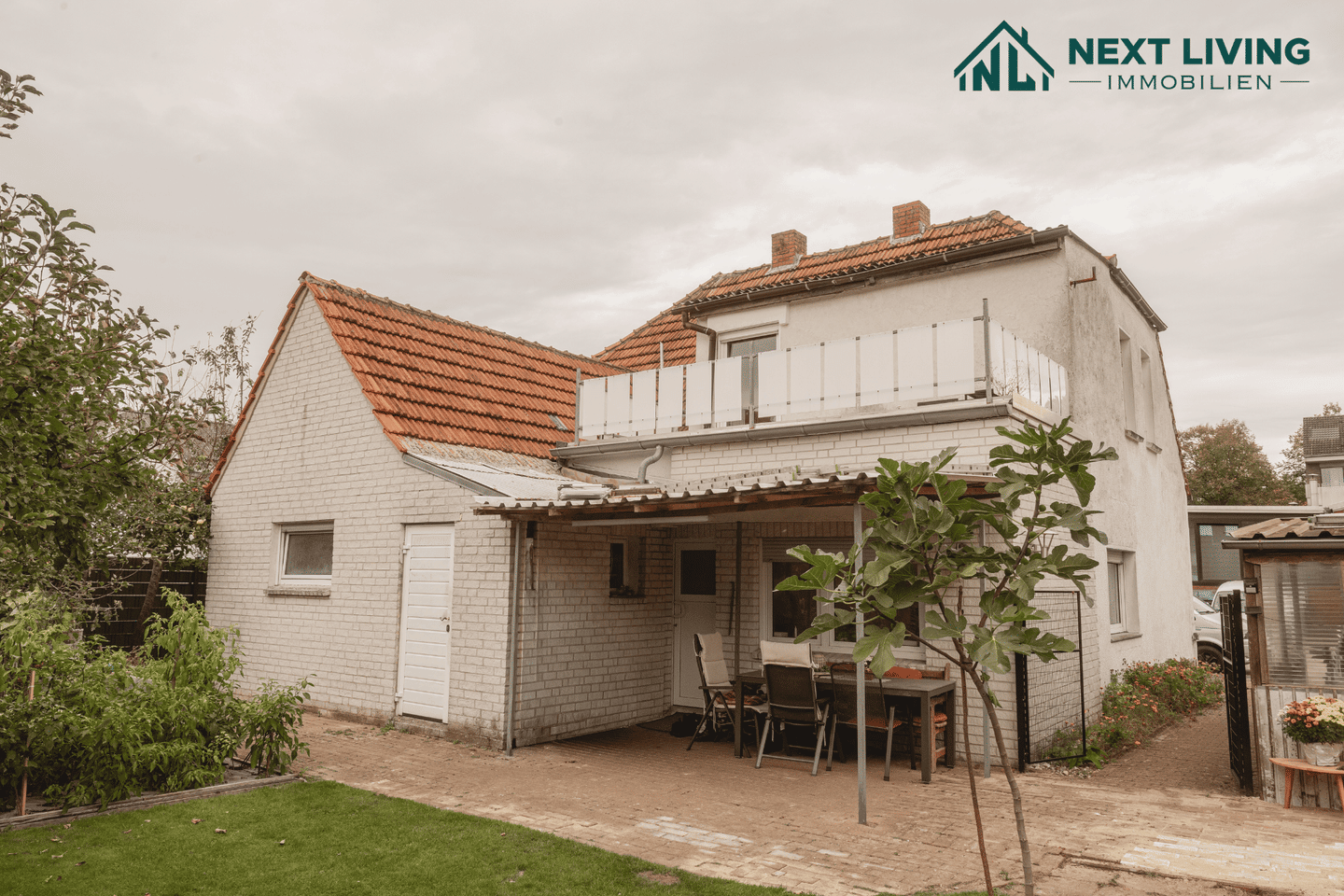 Nordhorn: Gepflegtes Einfamilienhaus mit 140 m² Wohnfläche, 5 Zimmern, Garten & moderner Einbauküche – Nordhorn – Bild 1 von 9
