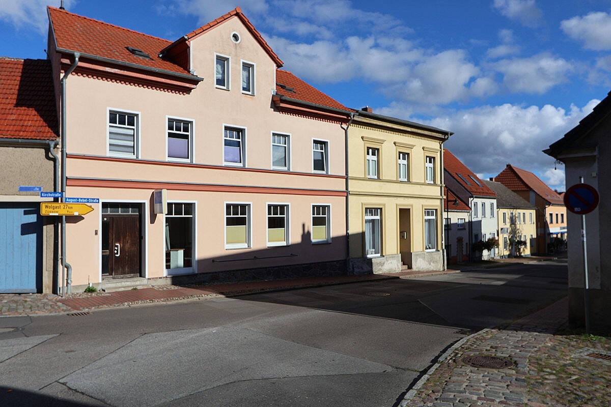 Interessante Kapitalanlage zum 13-fachen! 11.117€ p.a., ca. 190m² vermietbare Fläche in Gützkow – Gützkow – Vorschaubild 2