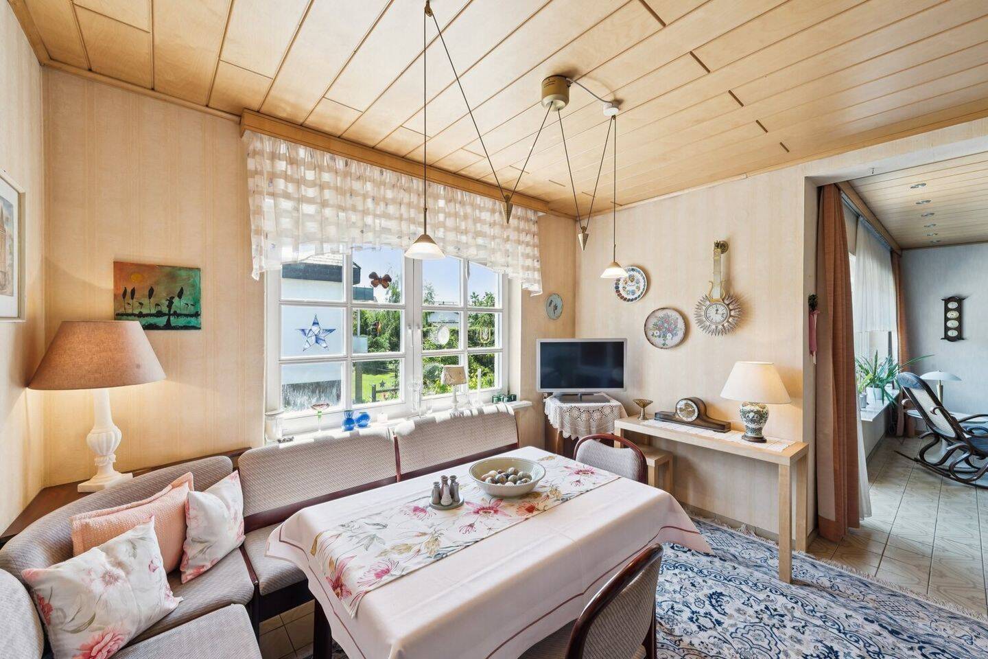 Großzügiges Einfamilienhaus mit Wintergarten, Sauna und idyllischem Garten – Wadern – Vorschaubild 4