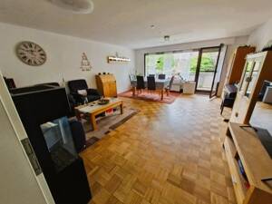 "Nähe Toeppersee" Schöne 3,5 Zimmer-Wohnung mit Balkon und Einbauküche in guter Wohnlage – 47228 Duisburg – Vorschaubild 3