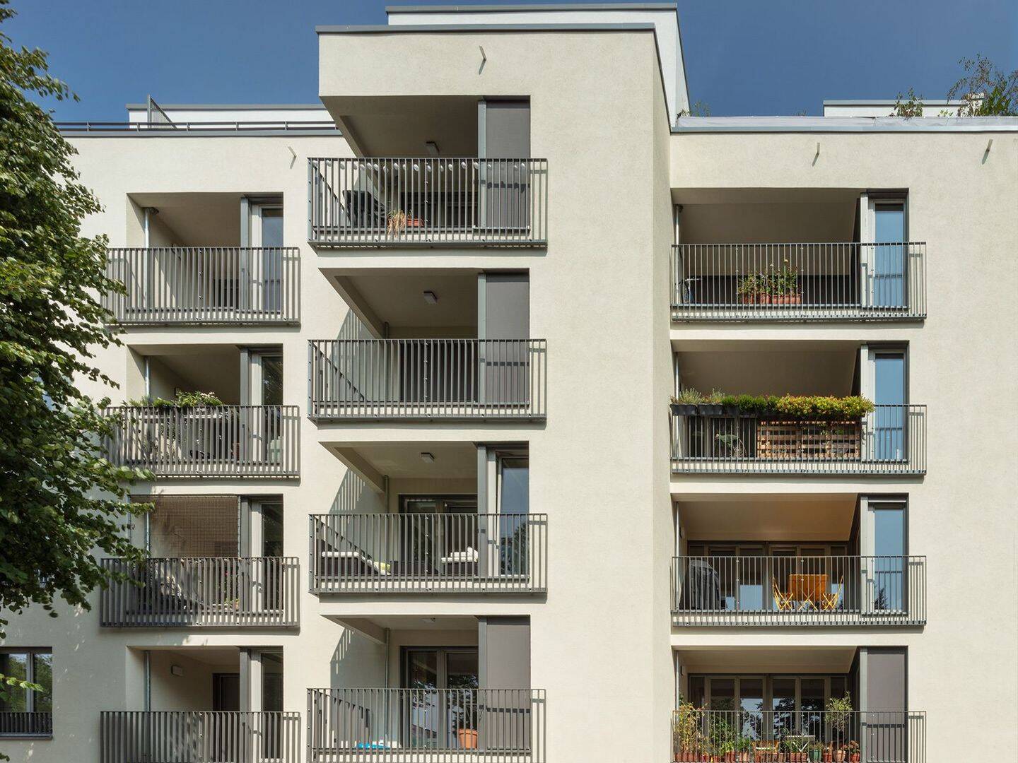 Sofort einziehen: Townhouse * 5-Zimmer * 2-Loggien mit Terrasse + Garten – Berlin – Vorschaubild 8