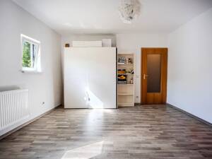 Zwei Wohneinheiten, ein besonderes Zuhause - ca. 160 m² mit großer Terrasse – 90768 Fürth – Vorschaubild 4