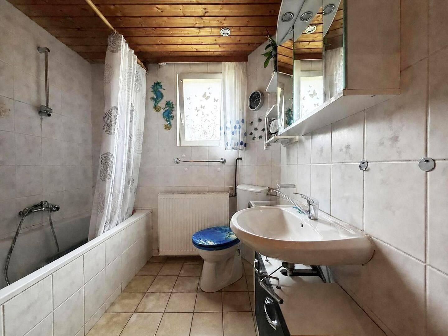 Diese Wohnidylle wird Ihr neues Zuhause. 3 Zimmer auf 97 m². Herrlicher Garten, Garage plus Carport. – Blumberg – Vorschaubild 6