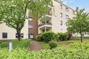 Wettbergen Terrassenhaus: attraktive 3-Zimmerwohnung im 3.OG mit Garage und Stellplatz