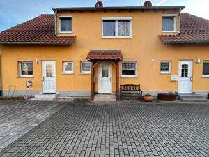Einziehen & Wohlfühlen! Modernes Reihenhaus in Erfurt-Mittelhausen – ideal für kleine Familien – 99095 Erfurt – Vorschaubild 2