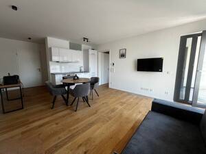 Möblierte 2-Zimmer Wohnung mit schöner Loggia zu vermieten! – 74072 Heilbronn – Vorschaubild 2
