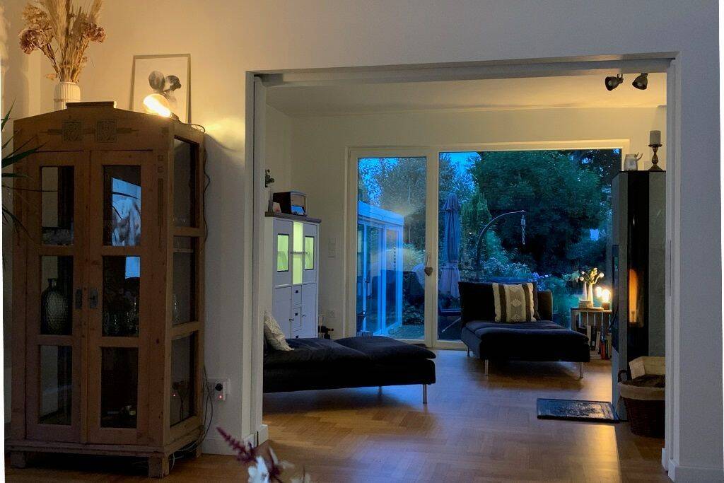 Topzentral gelegenes, modernisiertes Einfamilienhaus mit Garage auf schönem Gartengrundstück – Cloppenburg – Vorschaubild 4