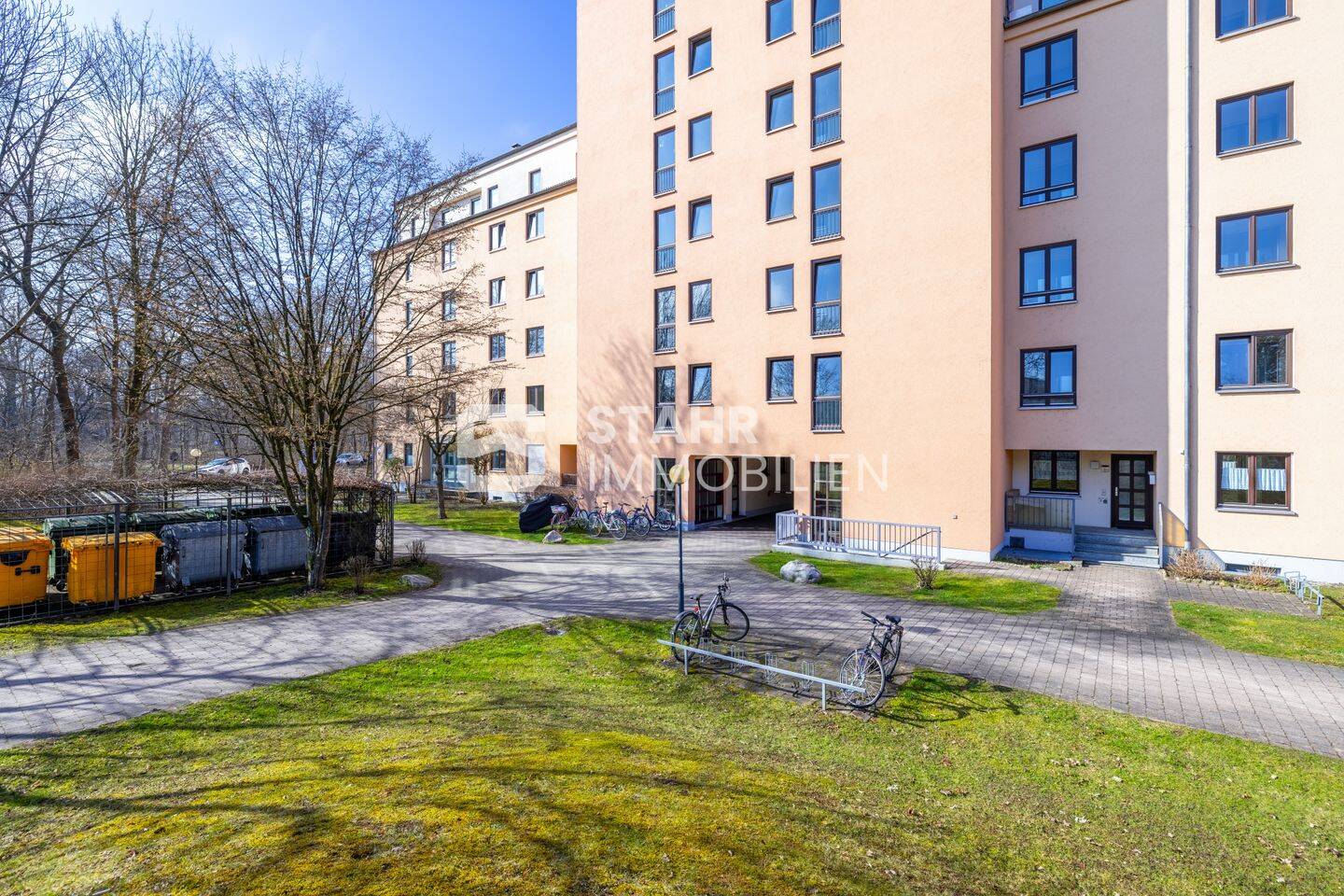 Leichhausen - Sonnige Wohnung mit Dachterrasse, EBK und TG – Augsburg – Vorschaubild 3