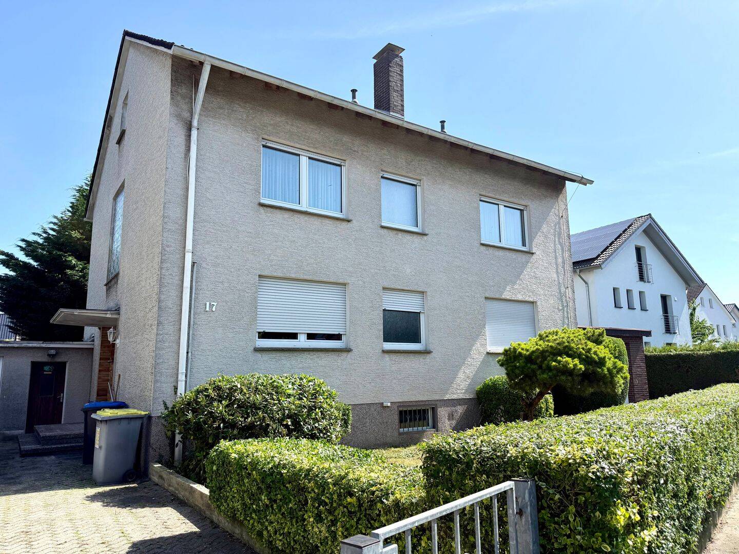 Sanierungsbedürftiges Zweifamilienhaus- fantastische Baumöglichkeiten für Bauträger! – Paderborn – Vorschaubild 2