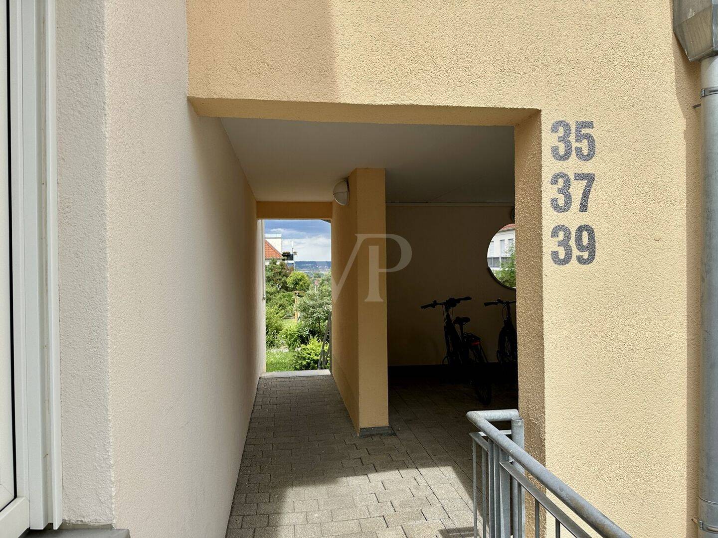Vermietetes 1-Zimmer-Apartment in Dresdner Höhenlage – Dresden – Vorschaubild 4