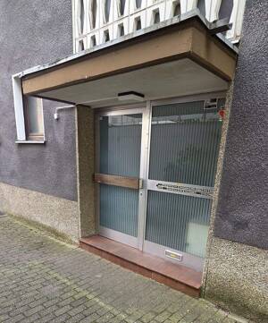 IHRE GELEGENHEIT!!! RENOVIERTES 1 ZIMMER APARTMENT mit BALKON in ESSEN - HOLSTERHAUSEN!!! – 45147 Essen – Vorschaubild 2