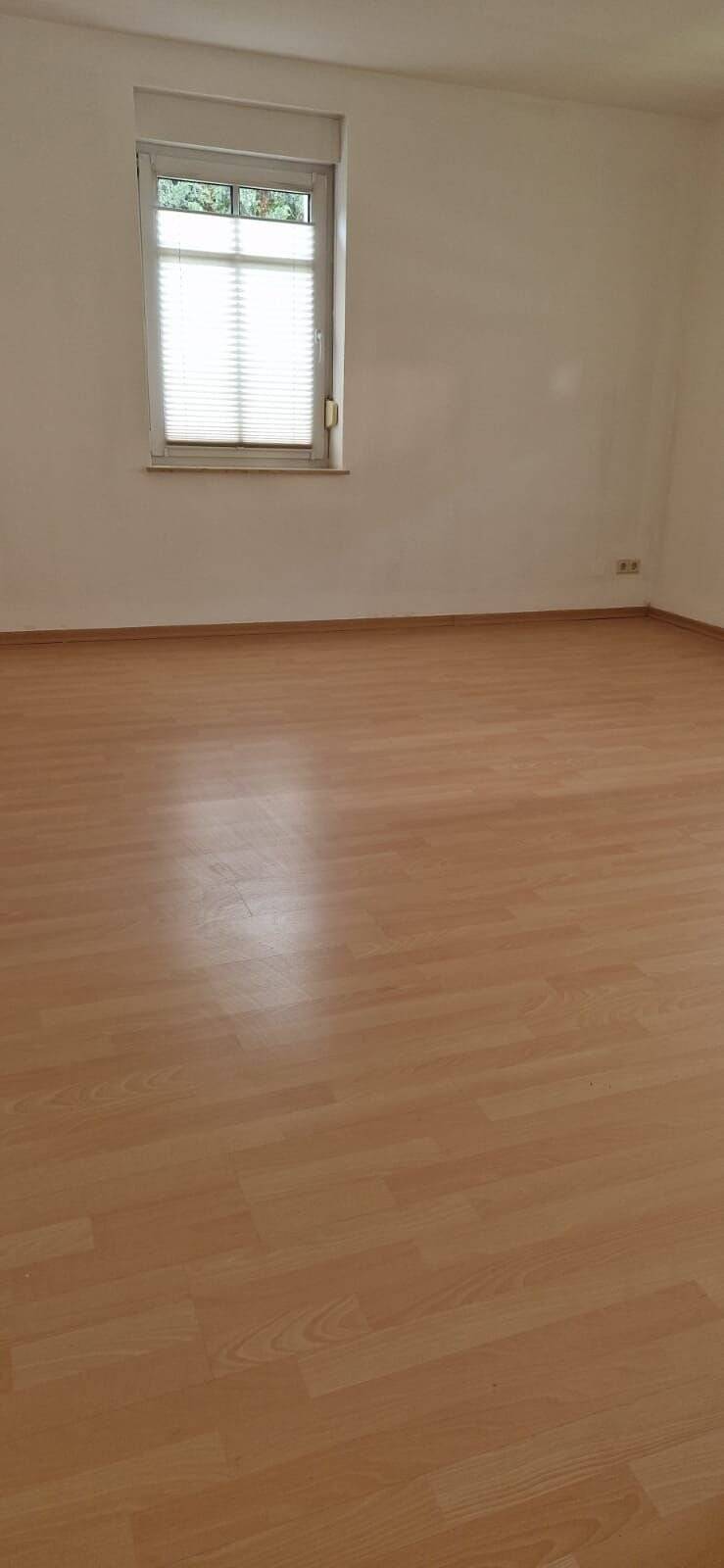 hübsche Wohnung mit Balkon und Stellplatz – Freital – Vorschaubild 6