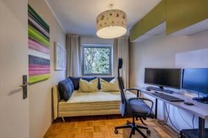 Charmante 3-Zimmer-Wohnung mit Balkon in Alt-Bogenhausen nahe Englischem Garten – 81679 München – Vorschaubild 7