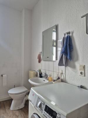 von Privat WG-geeignete 2-Raum-Wohnung in FH-Nähe – Otto-Schott-Straße 44, 7745 Jena – Vorschaubild 7