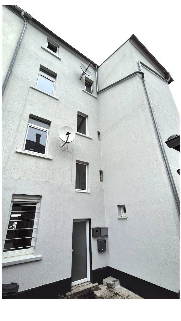 Attraktives, modernisiertes 3-Familienhaus mit Gewerbeeinheit und Doppelgarage in Iserlohn – Iserlohn – Vorschaubild 7