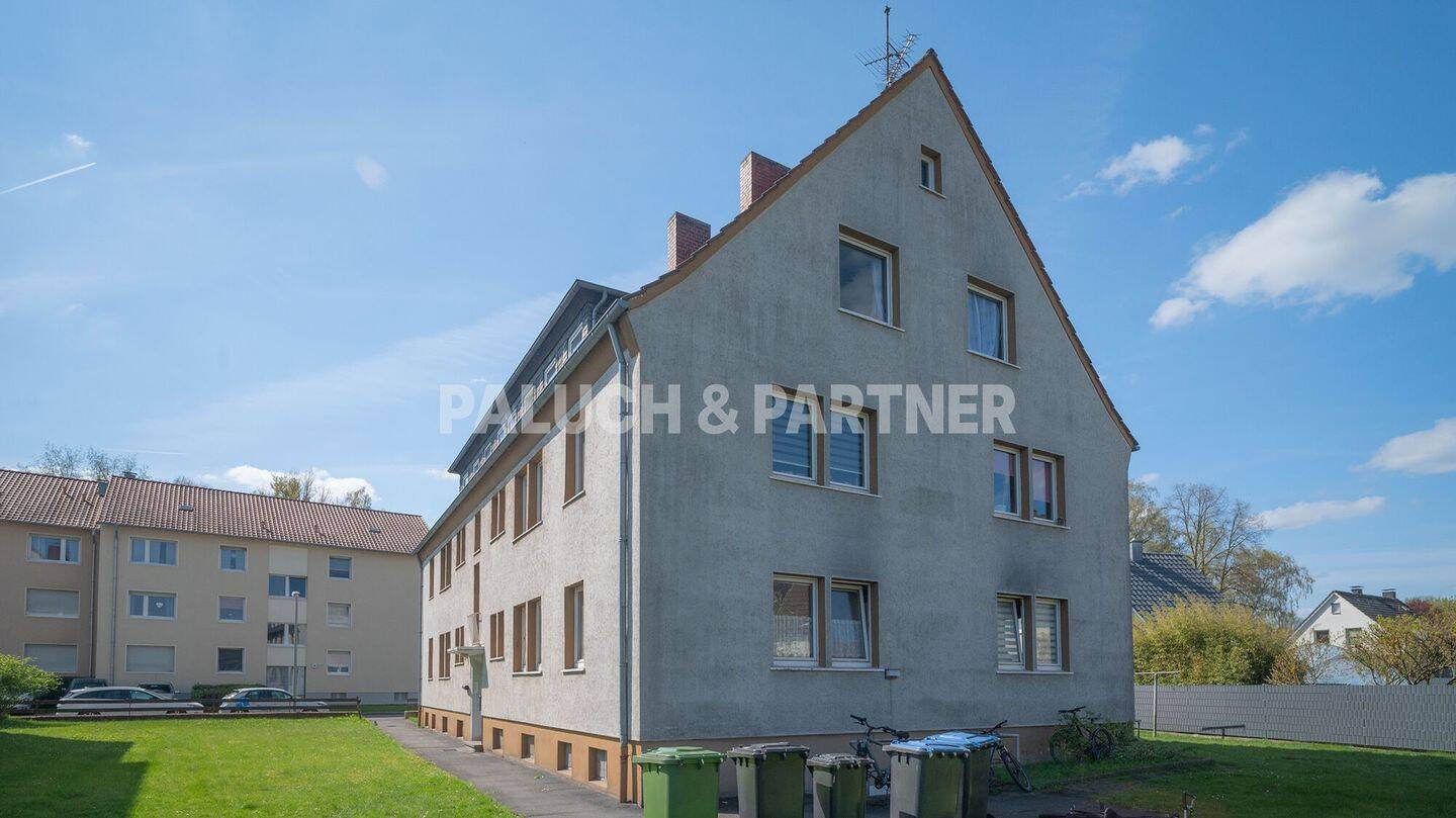 Solides Mehrfamilienhaus mit 9 Wohneinheiten im Soester Norden. – Soest – Vorschaubild 2