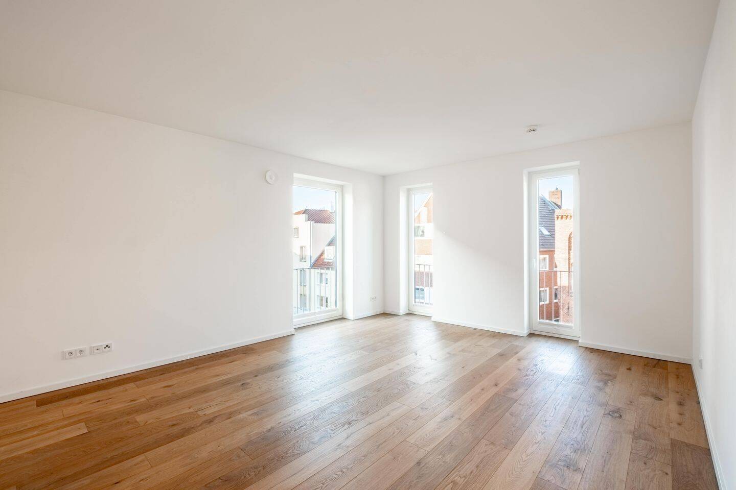 Barrierearme 4 Zimmer-Wohnung mit Traum-Balkon – Lübeck – Vorschaubild 8