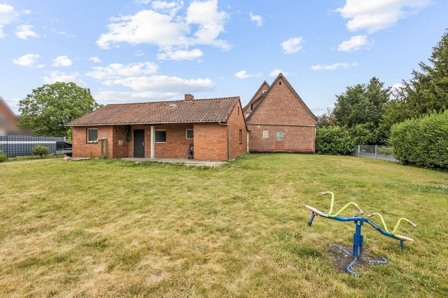 Ihr neues Zuhause - Einfamilienhaus mit großem Garten und vielfältigen Möglichkeiten! – Dörverden – Vorschaubild 4