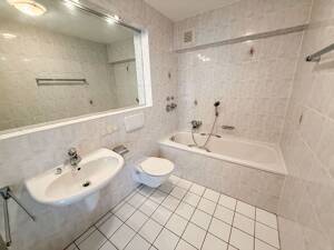** Sofort bezugsfrei ** Sensationelle 2-Zimmer-ETW mit tollem Balkon sowie Pkw-Stellplatz im Freien – 63165 Mühlheim am Main – Vorschaubild 9