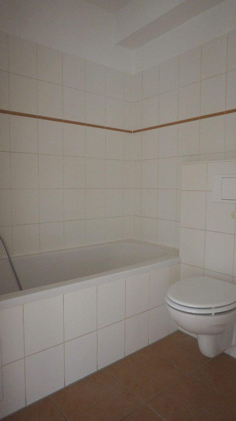 JUNGE PÄRCHEN UND SINGLES AUFGEPASST - Dachgeschoss-Wohnung sucht neue Mieter – Erfurt – Vorschaubild 7