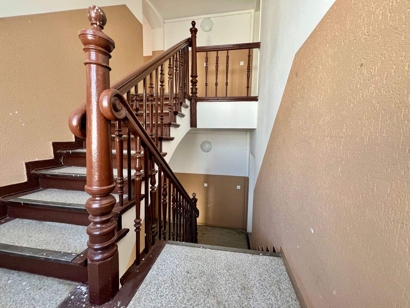 Unter 500 €/m²: Altbau mit Denkmalschutz zur Sanierung – Magdeburg – Vorschaubild 9
