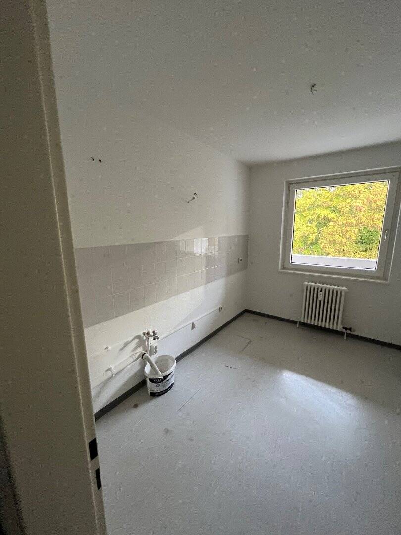 Gemütliche 2-Zimmer-Wohnung mit zwei Balkonen – Wiesbaden – Vorschaubild 3