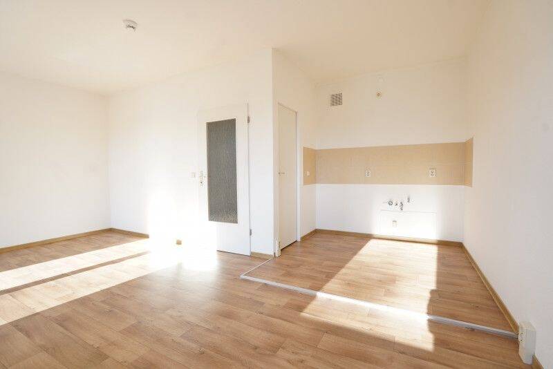 Balkon / Offene Küche – Chemnitz – Vorschaubild 4
