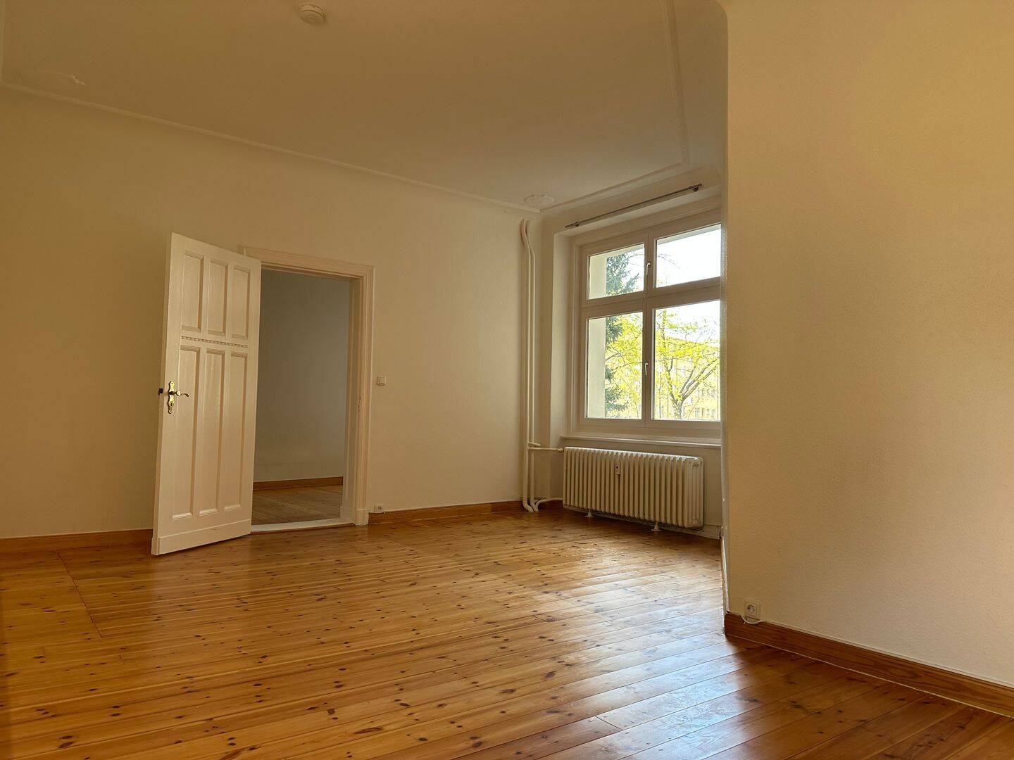 Provisionsfrei ! Direkt am Stadtpark -Steglitz, sehr ruhig gelegen ! – Berlin – Vorschaubild 4