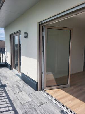 Wohnqualität mit Herz - Barrierefreie Dachgeschosswohnung mit Terrasse im Betreuten Wohnen – 86517 Wehringen – Vorschaubild 9