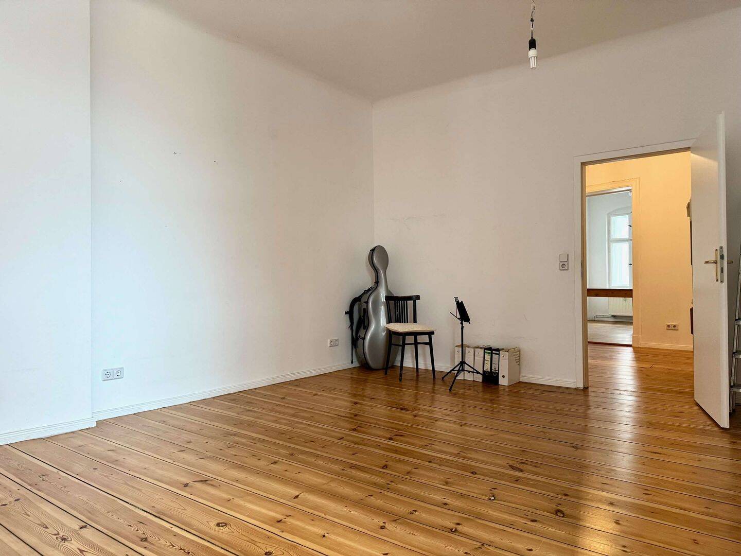 7 Minuten zum Rosenthaler Platz, 13 Minuten zum Ku'damm: Balkon, 2-Zi, bezugsfrei, ruhig, hell – Berlin – Vorschaubild 6