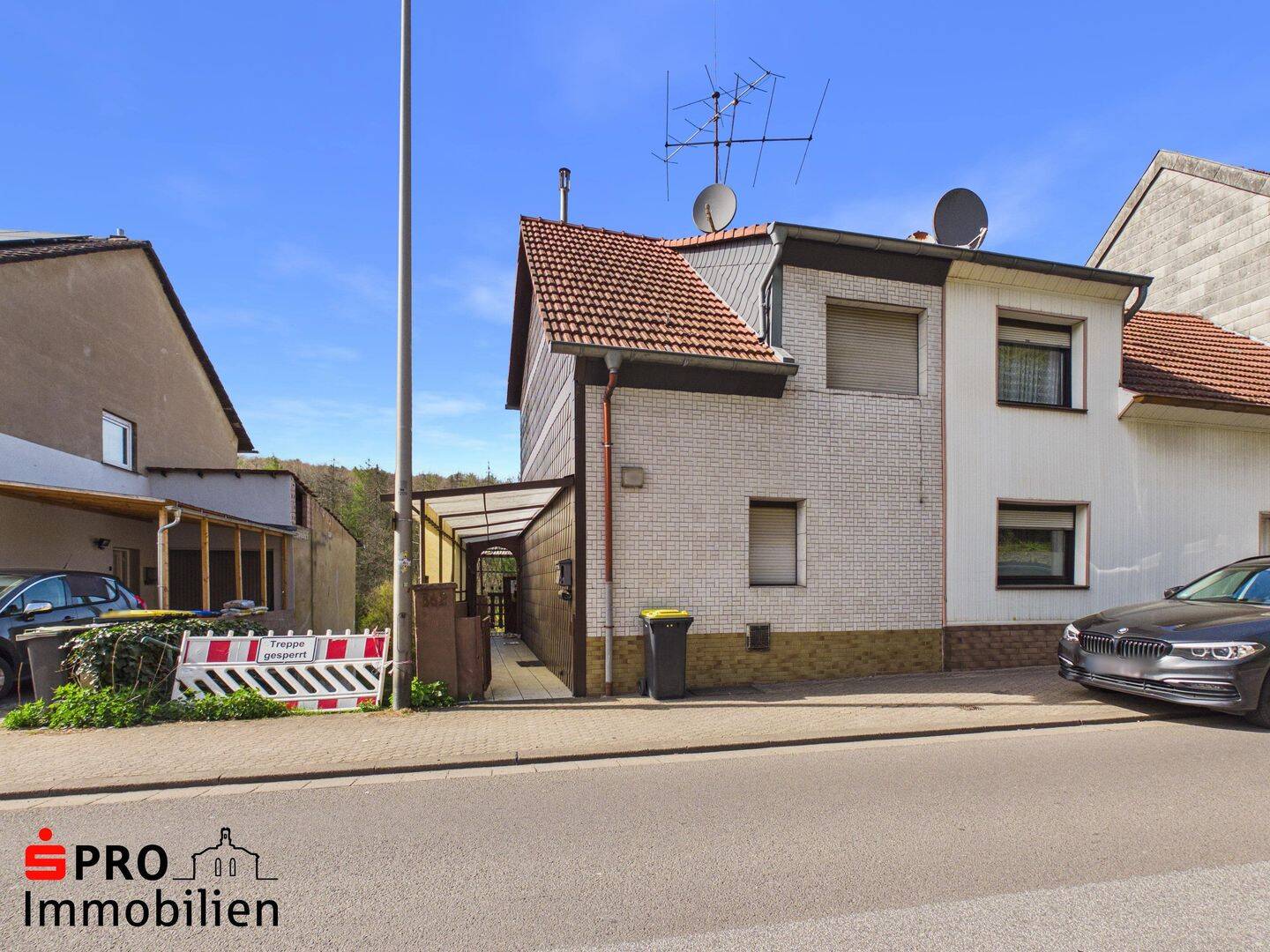 Kleines Haus mit Garten für Singels oder Paare! – Völklingen – Bild 1 von 9