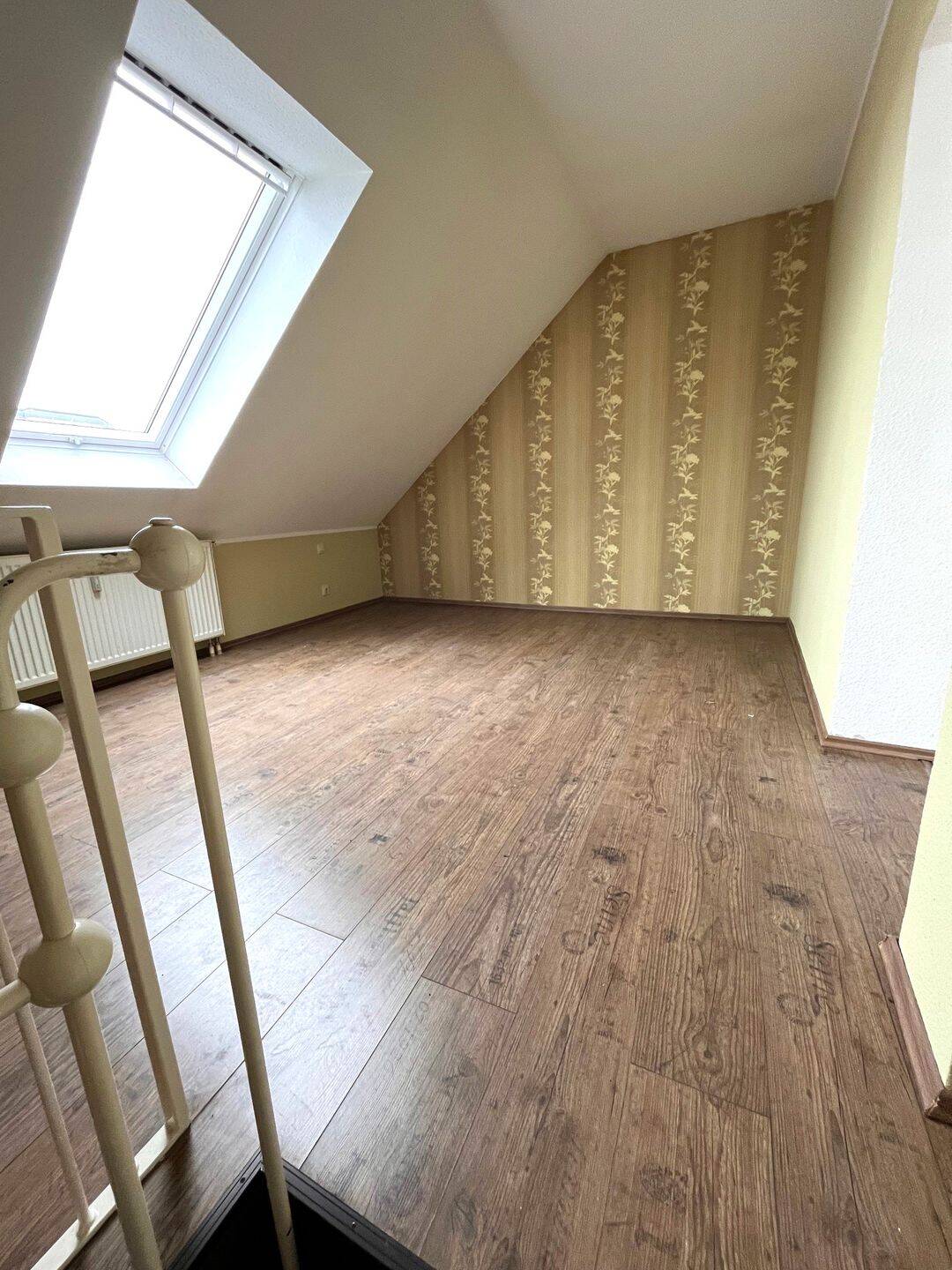 schöne 3 Raum Wohnung mit Balkon und Einbauküche – Magdeburg – Vorschaubild 7